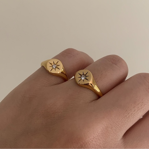 North Star signet ring, gold signet ring, gold stacking ring, gold ring - Picture 2 of 6